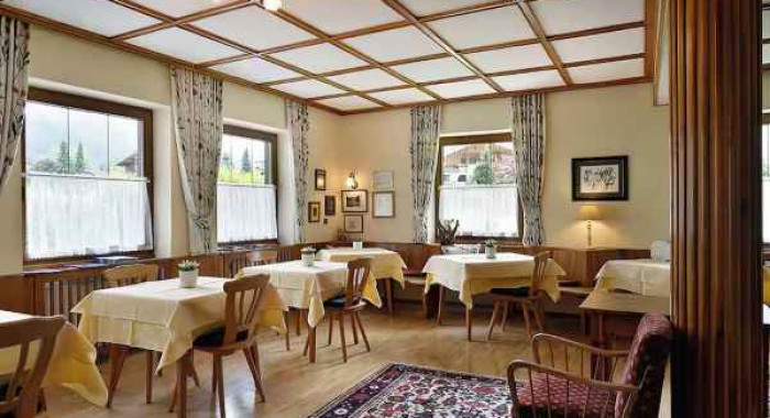 Eberharter Apartments, Mayrhofen ski chalet, image 2